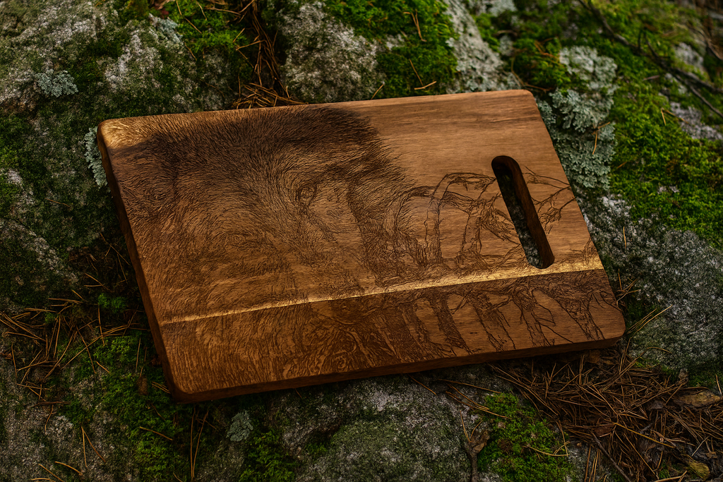 [PREORDER] Wolf and Rib Acacia Wooden Cuttingboard